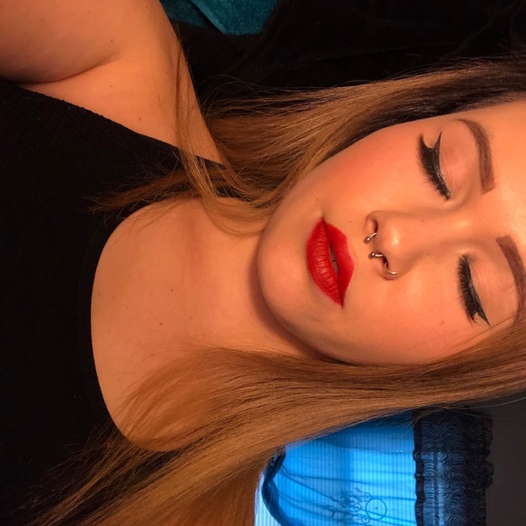 Meet your Posher, Brennah - Picture 1 of 1